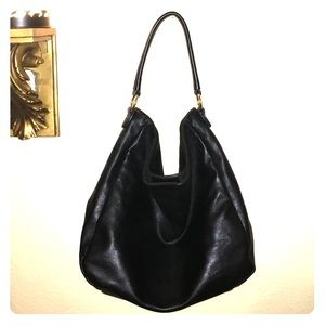 Black shoulder purse